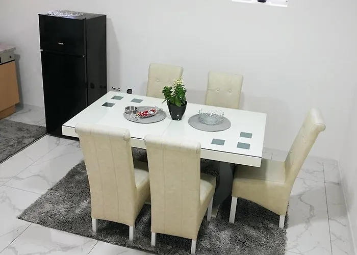 Bazen Апартаменты Crvenka